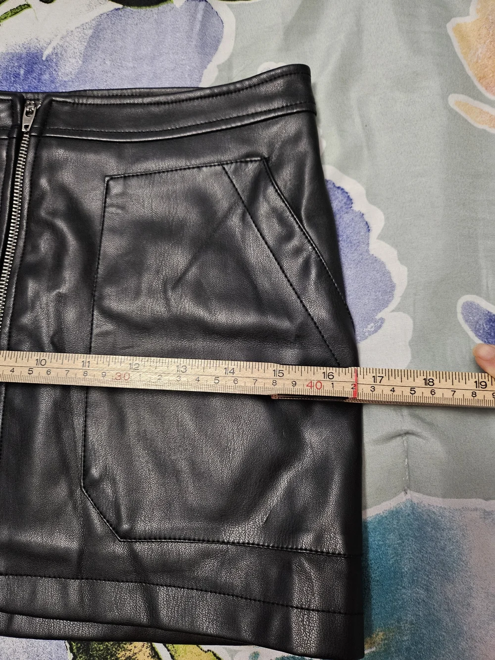 Free People Black Faux Leather Zip-Front Mini Skirt Size 2